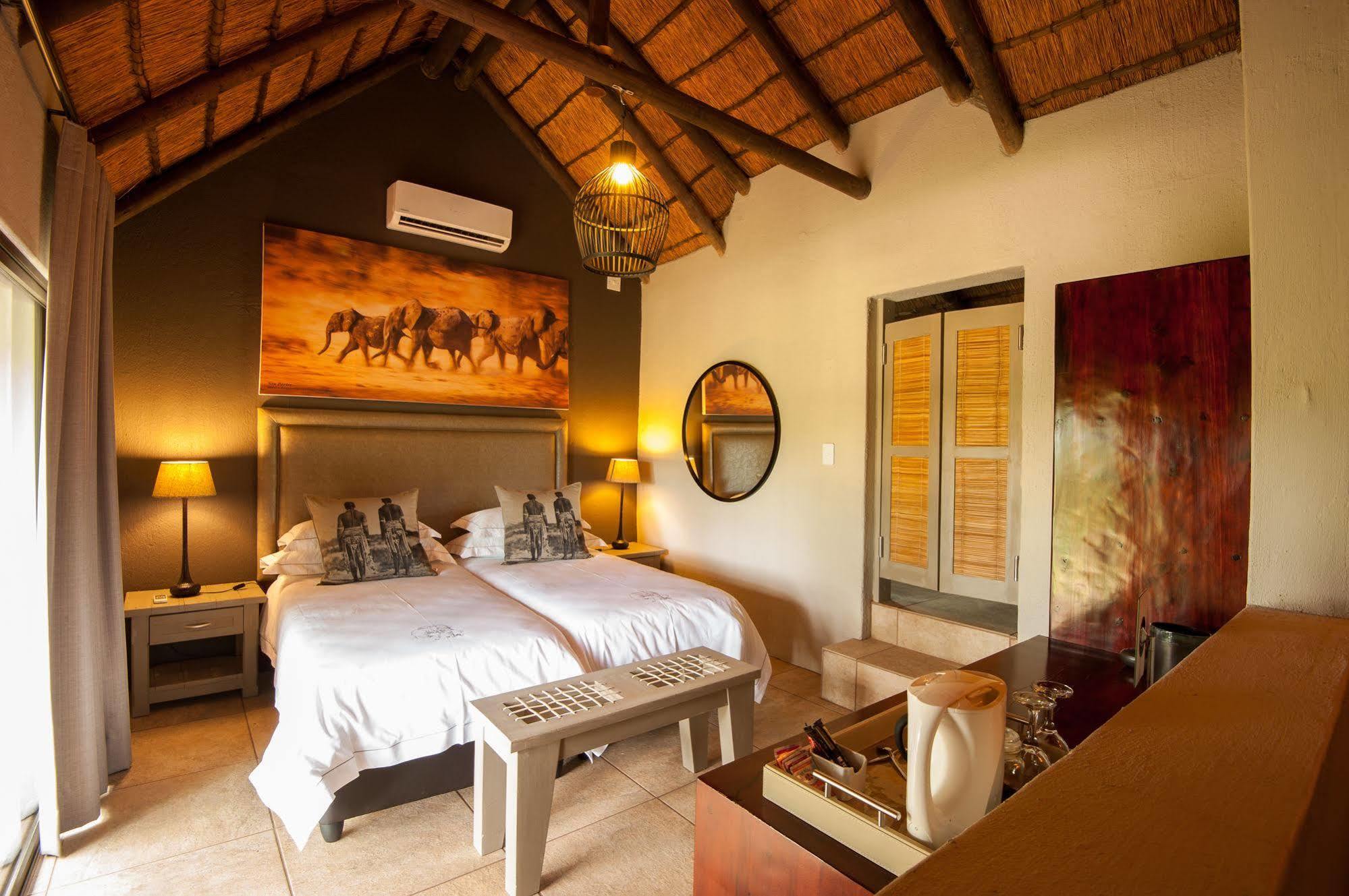 インドロヴ リバー ロッジ Karongwe Game Reserve エクステリア 写真