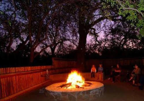 インドロヴ リバー ロッジ Karongwe Game Reserve エクステリア 写真